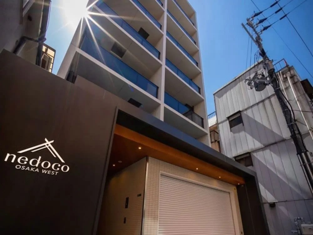 Nedoco Osaka West - Exterior
