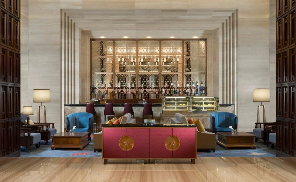 Hotel Tentrem Semarang - Lobby