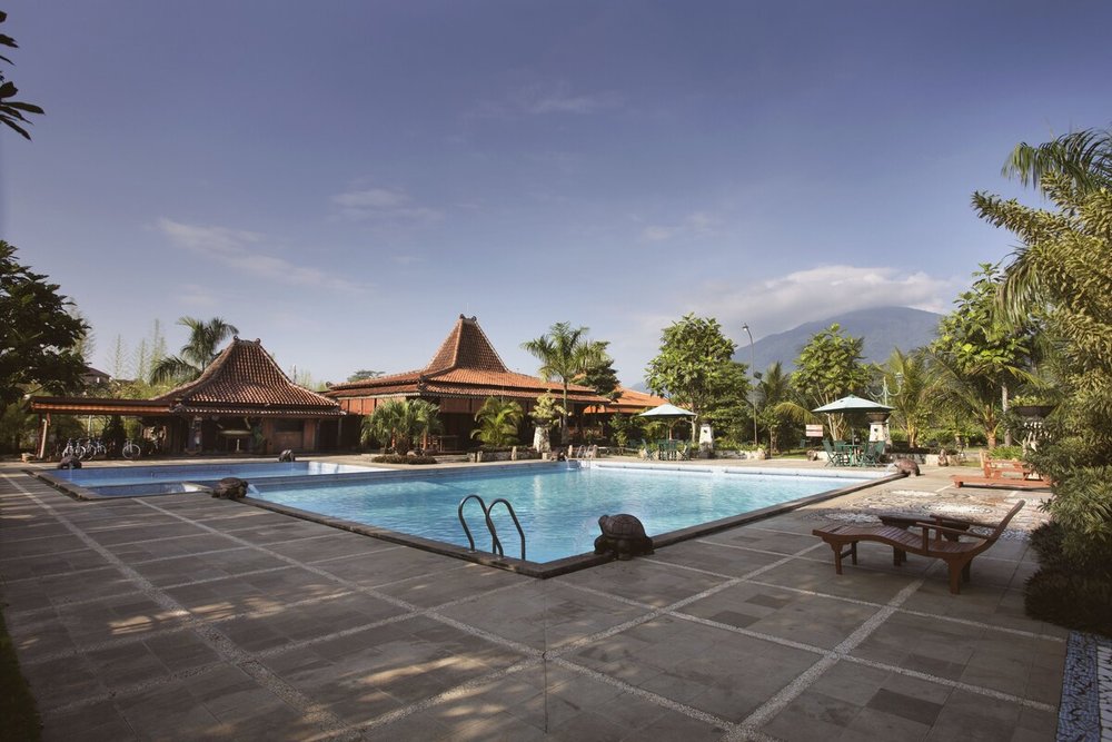 Melva Balemong - Pool