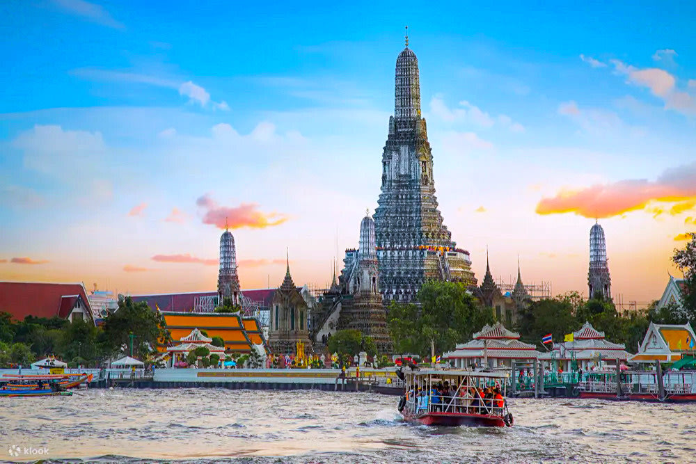 places to celebrate songkran in bangkok