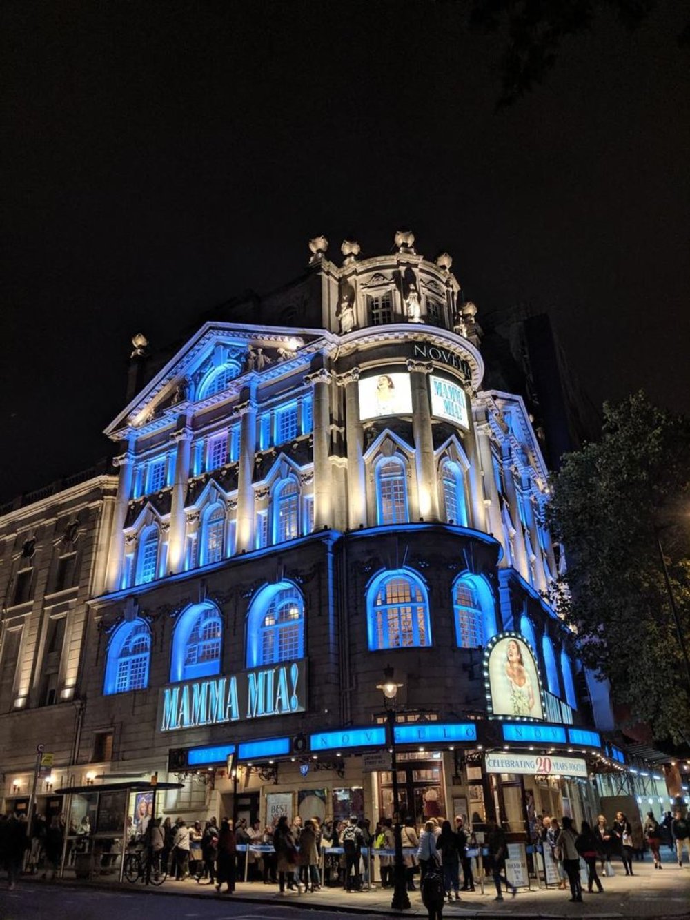 「MAMMA MIA！（マンマ・ミーア！）」外観