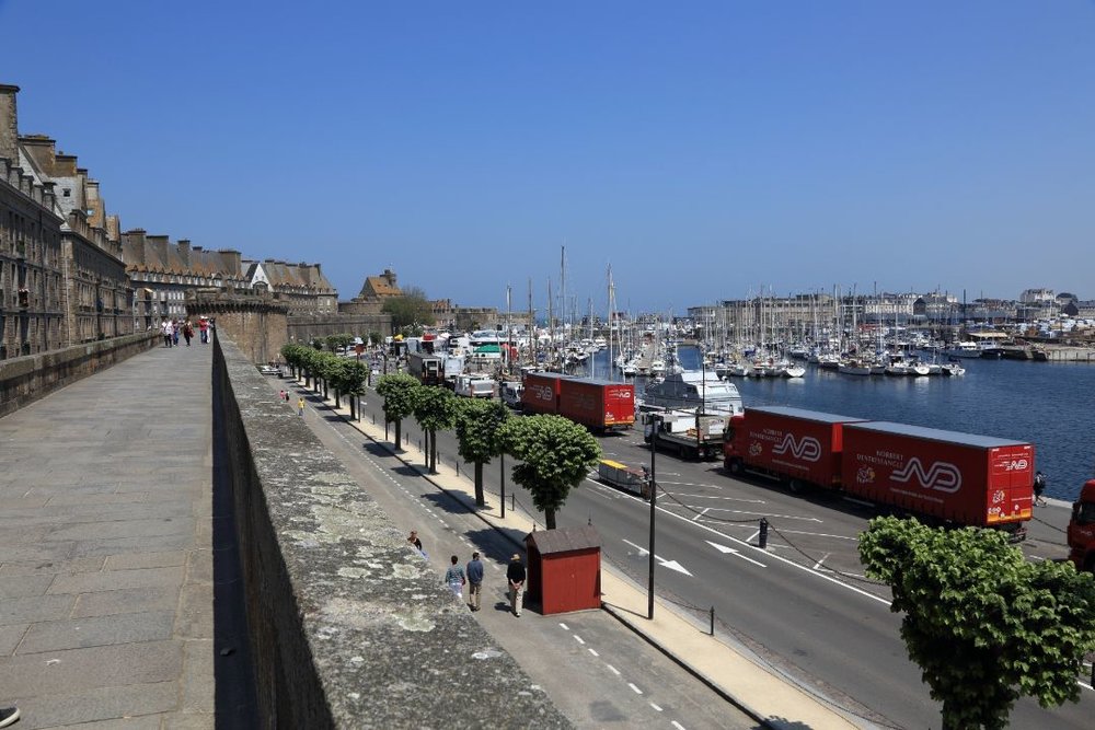 モンサンミシェル (Mont-Saint-Michel) サン・マロ