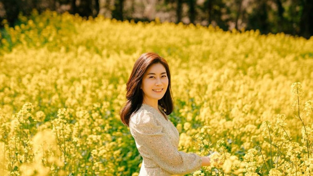 Canola flower fields are must-sees when in Jeju Island. Credits to @chicjeju