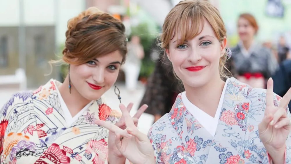 Tour Okinawa while wearing a kimono. Credits to Klook