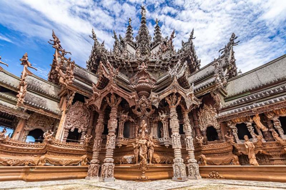 ปราสาทสัจธรรม (The Sanctuary of Truth) ในพัทยา