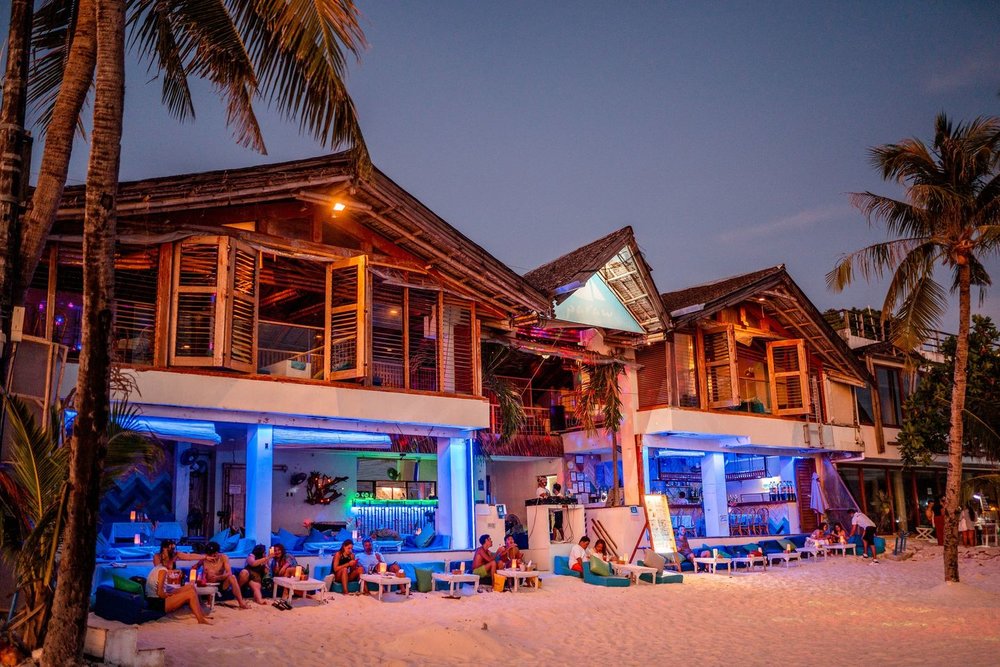Paraw Beach Club facade
