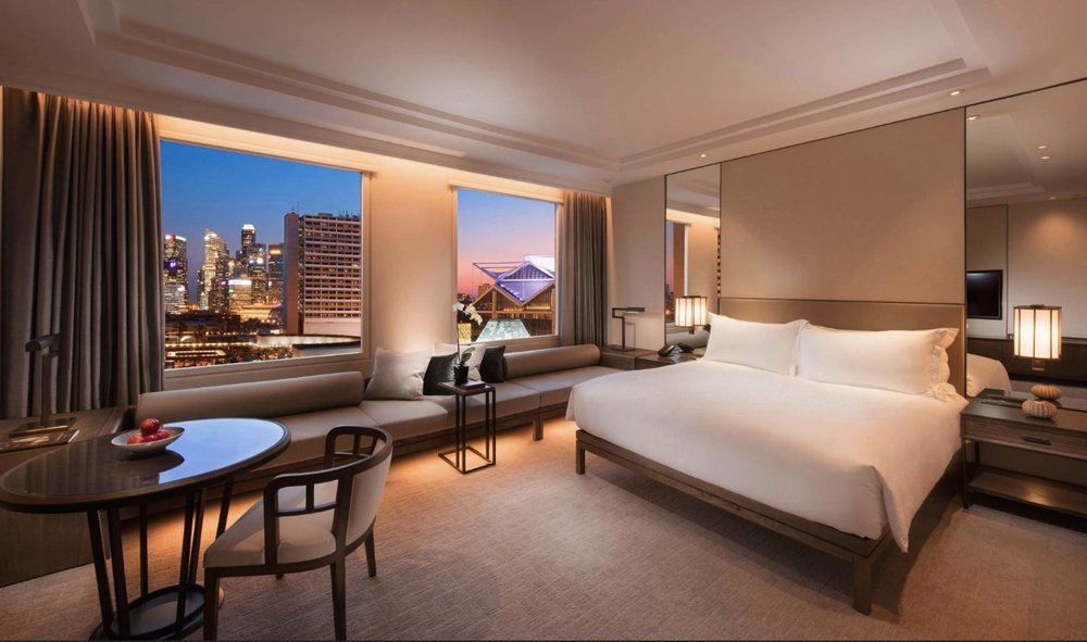 コンラッドセンテニアル