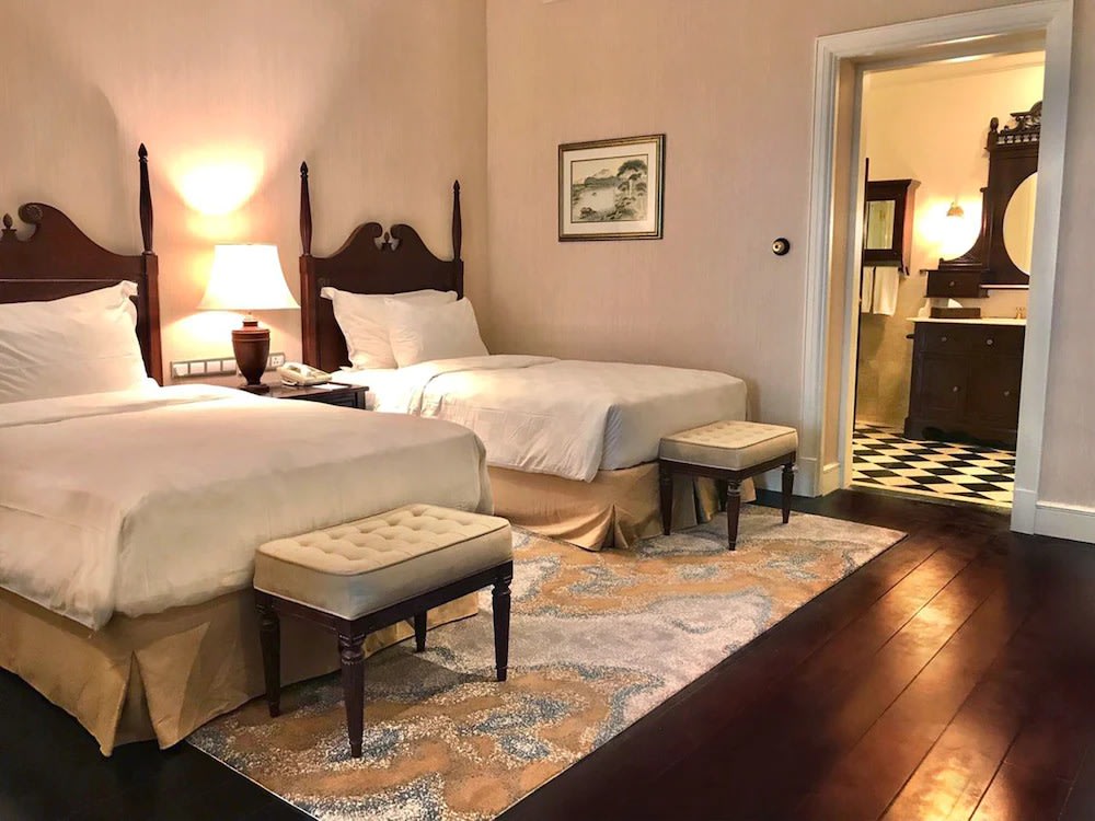 Hotel Majapahit Surabaya - Room