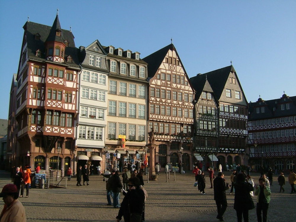 德國法蘭克福景點羅馬人廣場