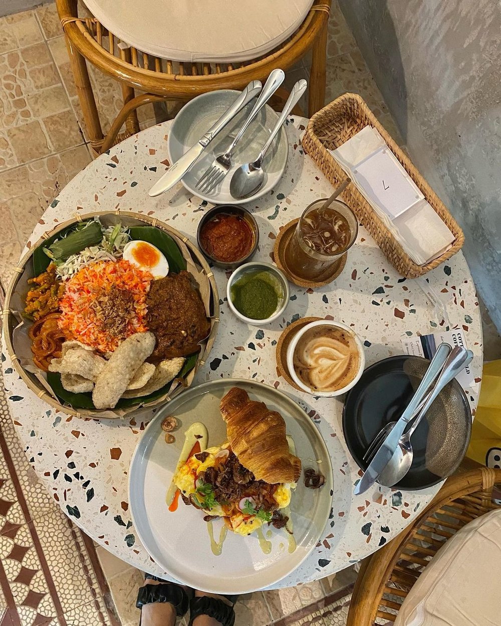 bröom Artisan Bakery & Kitchen at Bukit Bintang