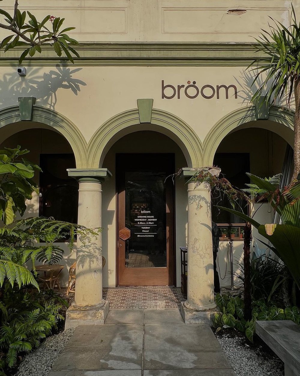 bröom Artisan Bakery & Kitchen new cafe in KL
