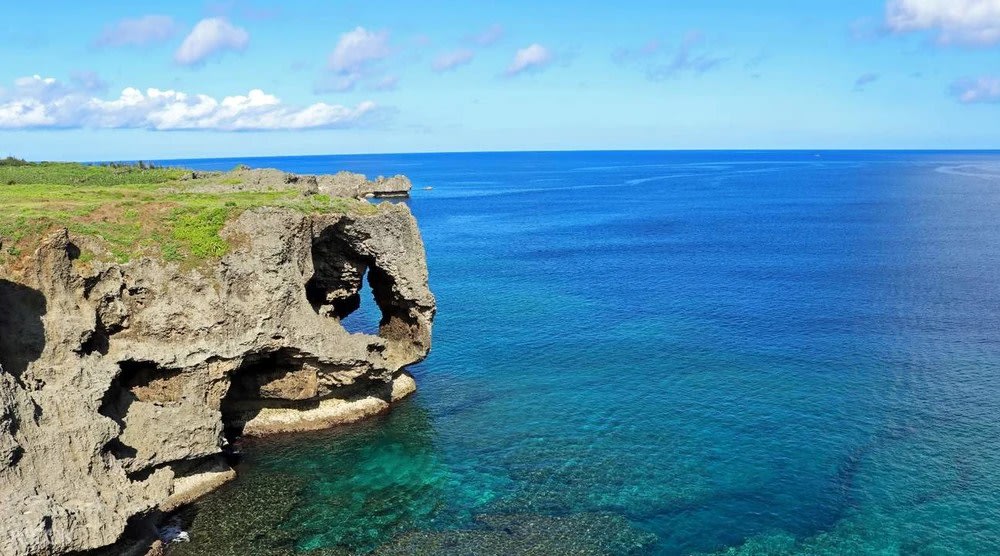 Superb view spot, Manzamo