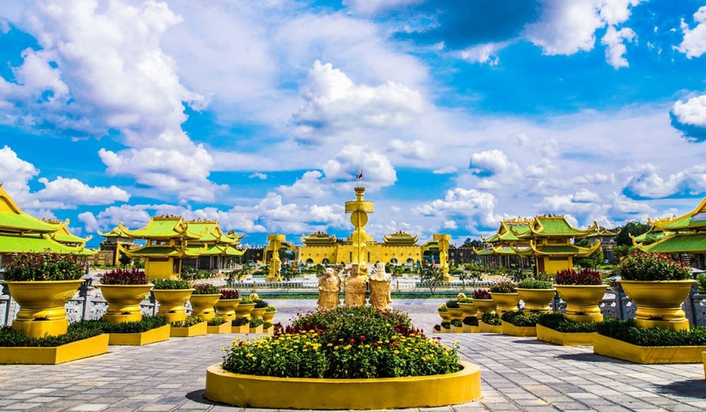 Công Viên Đại Nam Có Gì Chơi? Những Trải Nghiệm Không Nên Bỏ Lỡ Ở Khu Du Lịch Đại Nam