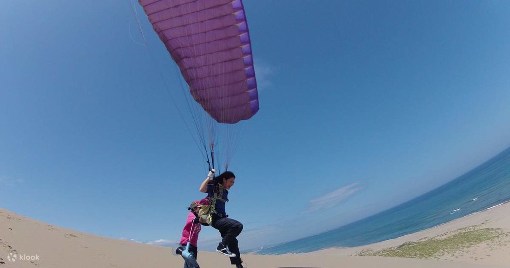 Paragliding Experience in Tottori Sand Dunes - Klook United Kingdom