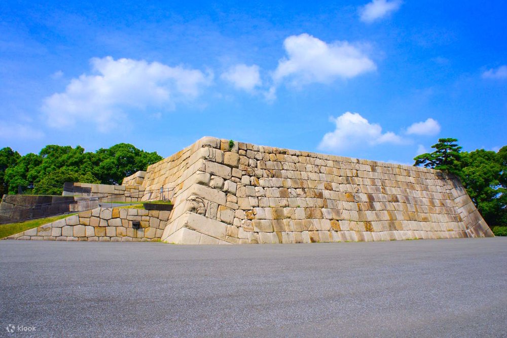 Imperial Palace Highlights Tour with National Licensed Guide in Tokyo - Klook Australia