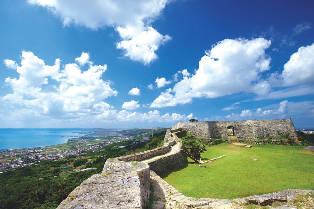 ปราสาทนากางูซูกุ | รูปภาพจาก Travel Japan