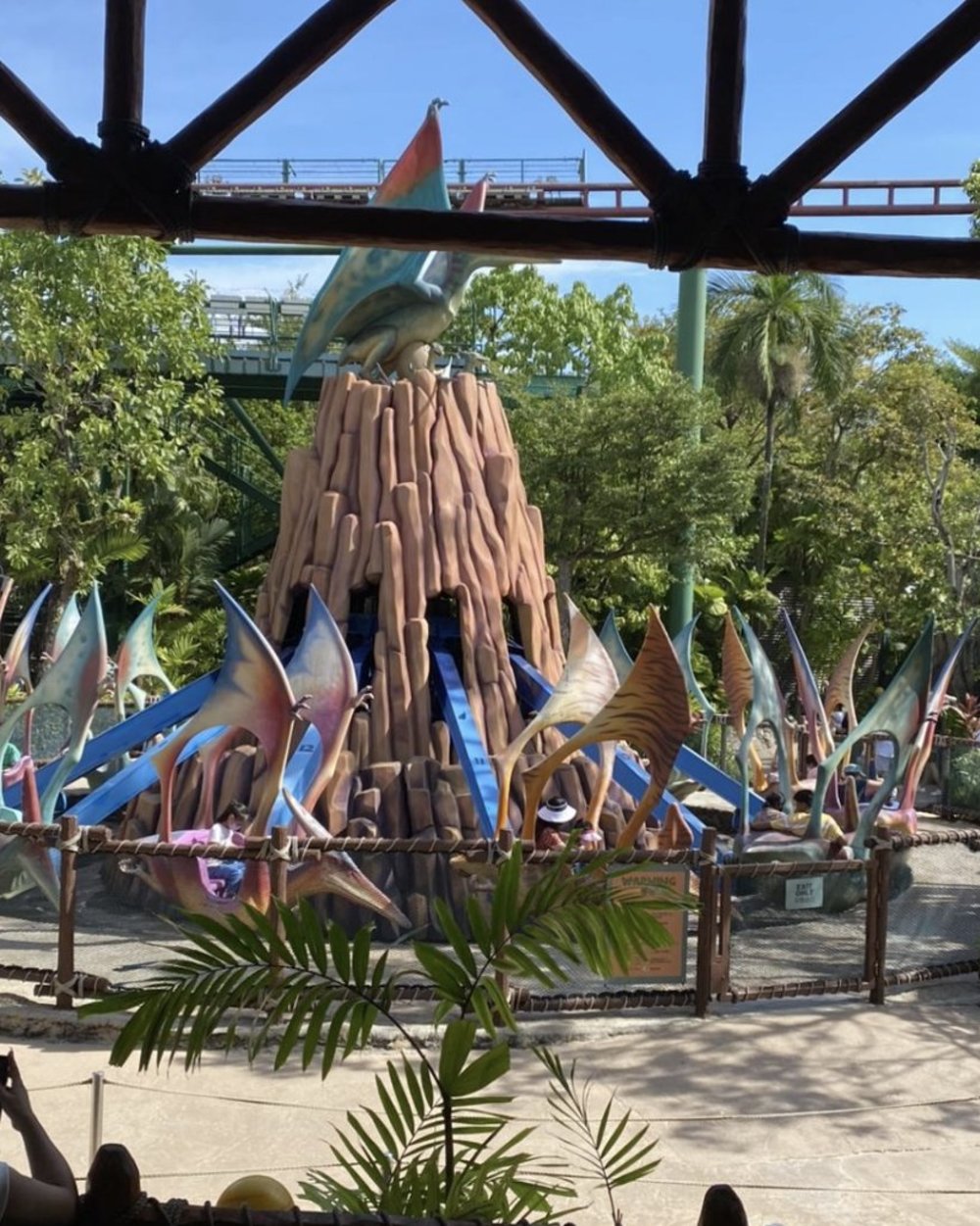 Dino-Soarin'（ダイノ・ソアリン）