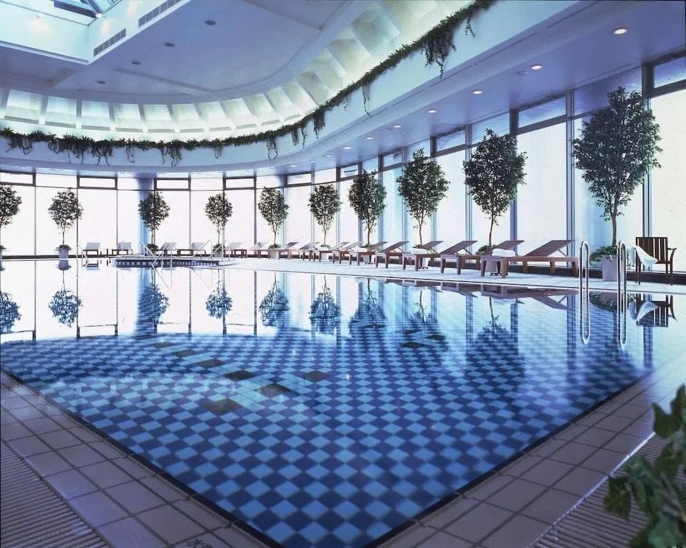 Imperial Hotel Osaka - Swimming Pool