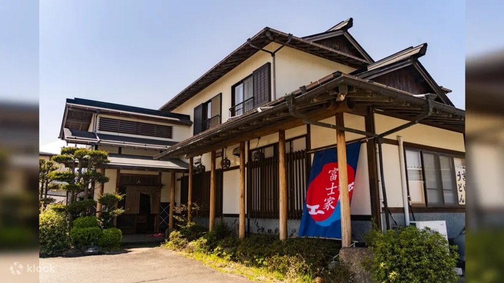 河口湖忍野八海