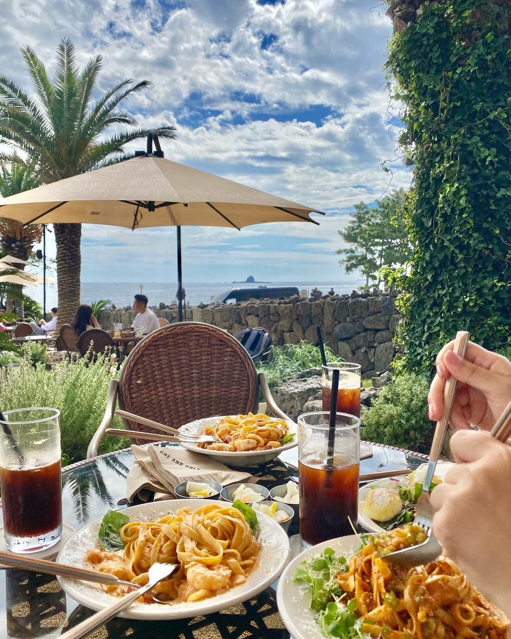 ONE AND ONLY Jeju coffee shop