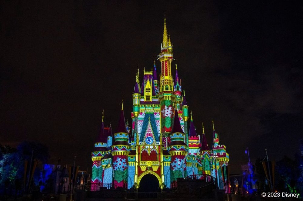 マジックキングダム・パーク 夜のシンデレラ城
