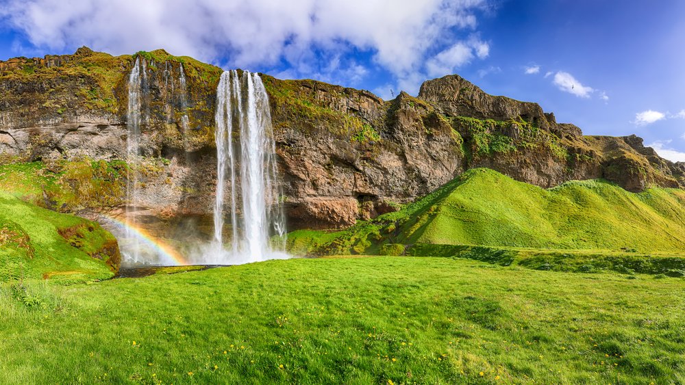 Seljalandsfoss Waterfall