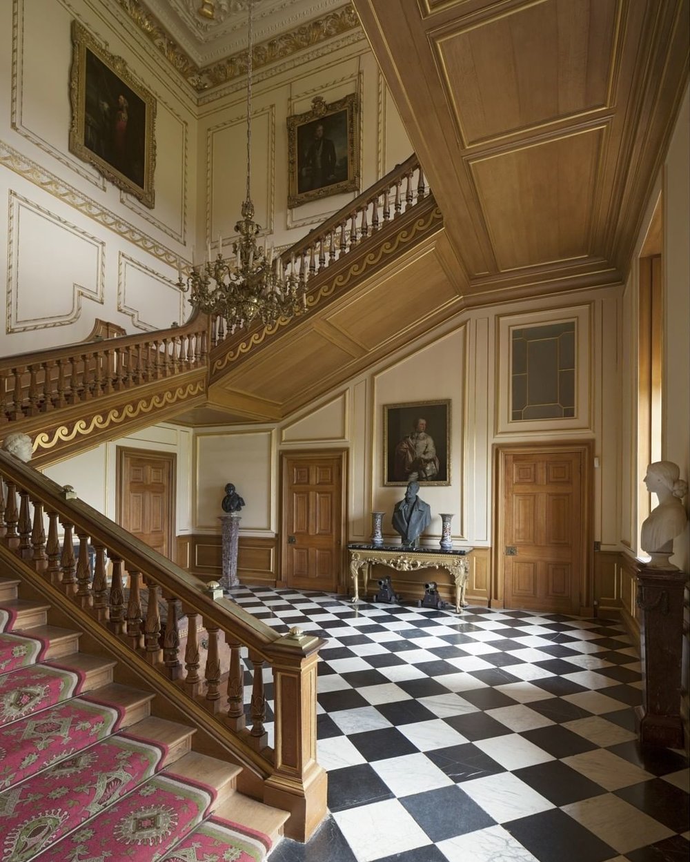 Belton House as filming location for Kew Palace in Queen Charlotte series