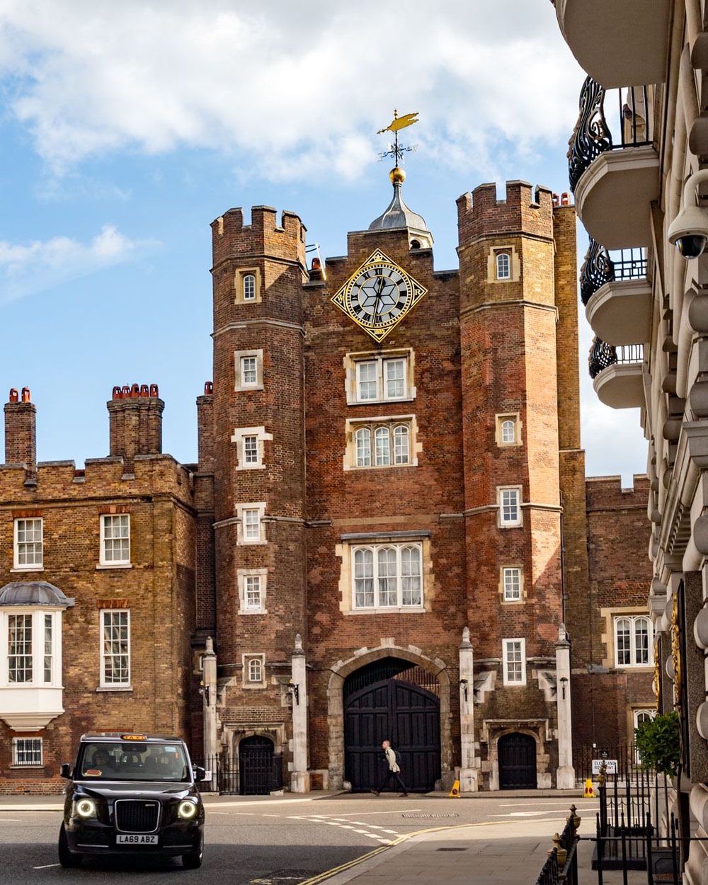 ST JAMES PALACE marriage ceremony chapel of King George III and Queen Charlotte 