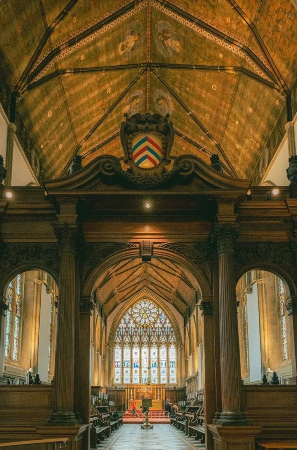 MERTON COLLEGE shoot location for St James Palace in the Netflix series