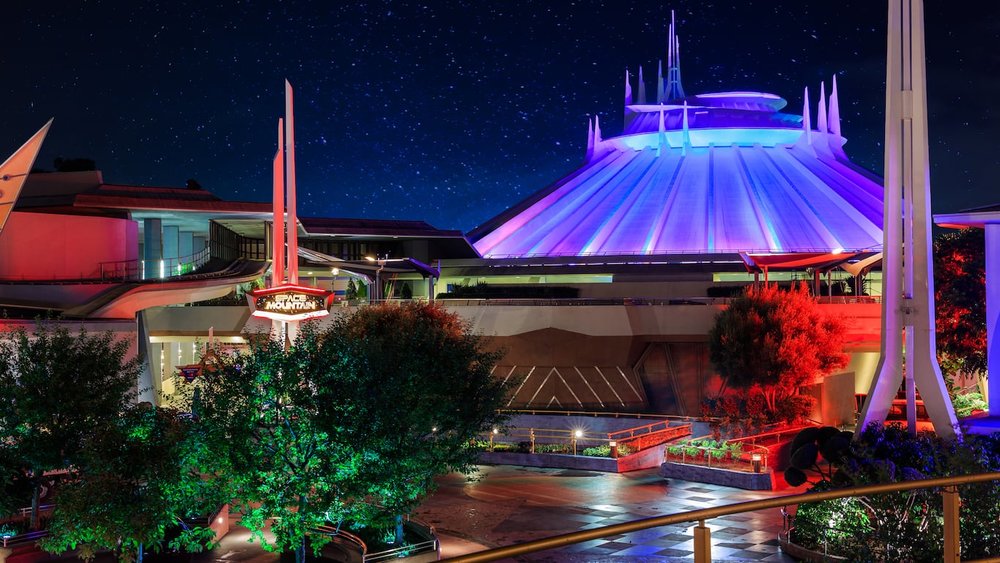 A view of starspeeder 1000