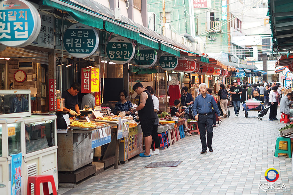 ตลาดแฮอุนแด ขอบคุณภาพจาก: https://www.koreafanclub.com/wp-content/uploads/2017/10/04-10.jpg