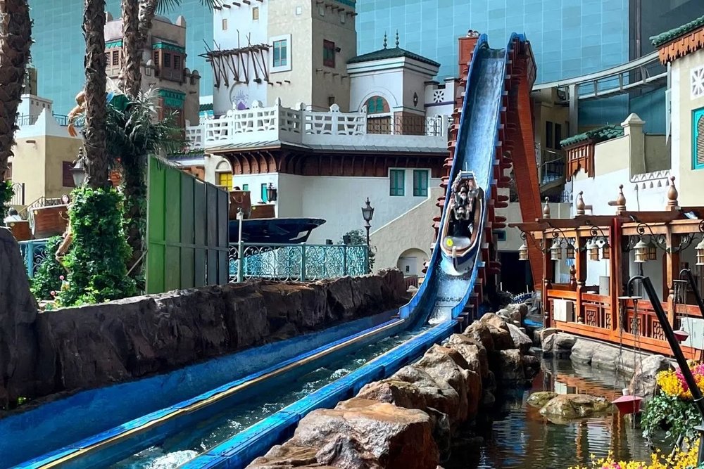 Flume Ride ขอบคุณภาพจาก: https://www.creatrip.com/th/blog/6307