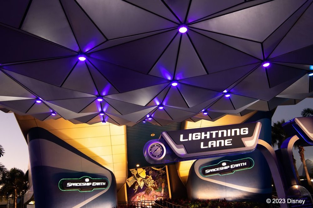 エプコット スペースシップ・アース