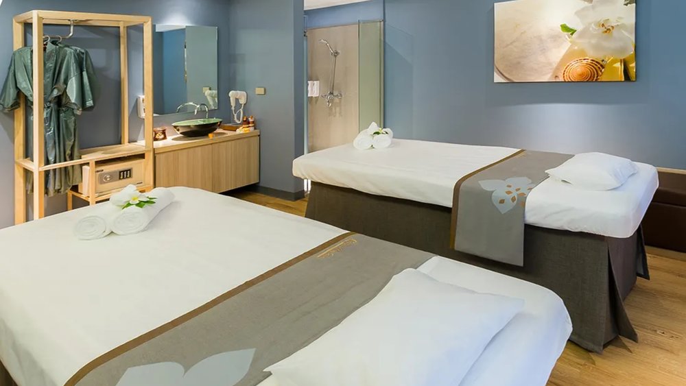  For an extra treat while you’re on vacation