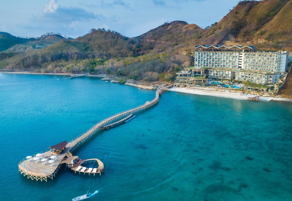 Ayana Komodo Waecicu Beach - Exterior