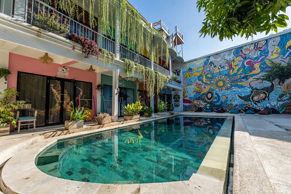 Dragon Dive Komodo Hotel - Swimming Pool 2