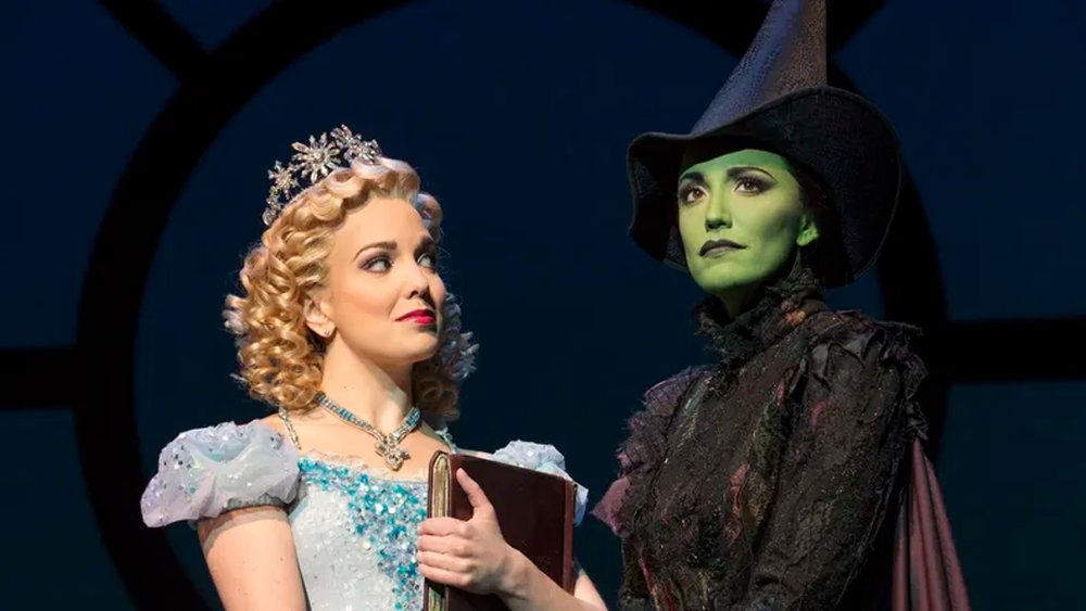 Defy gravity with Galinda and Elphaba!