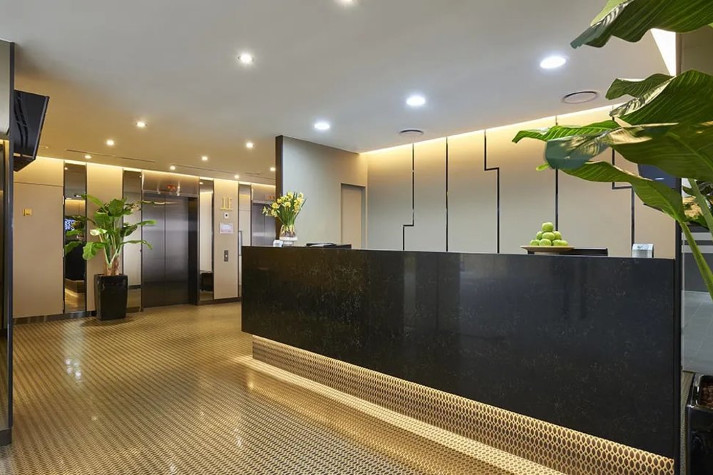 Hotel 81 Gold - Lobby