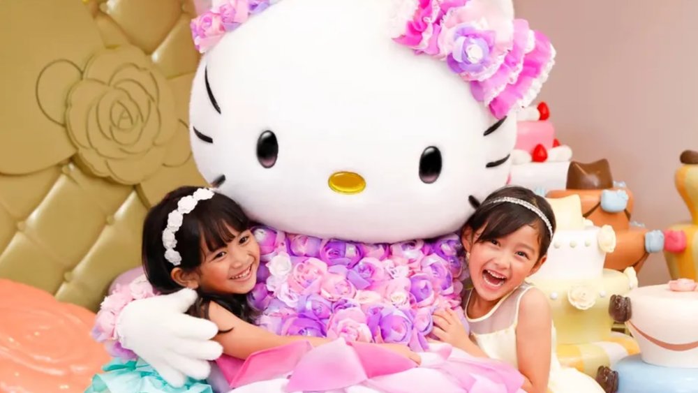 Meet Hello Kitty and more!
