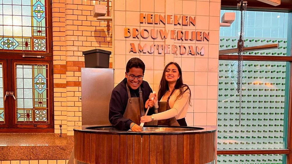 Discover how the OG Heineken brewery crafts its magic on this tour! Credits: @rotterdameetsmeeral.nl on Instagram