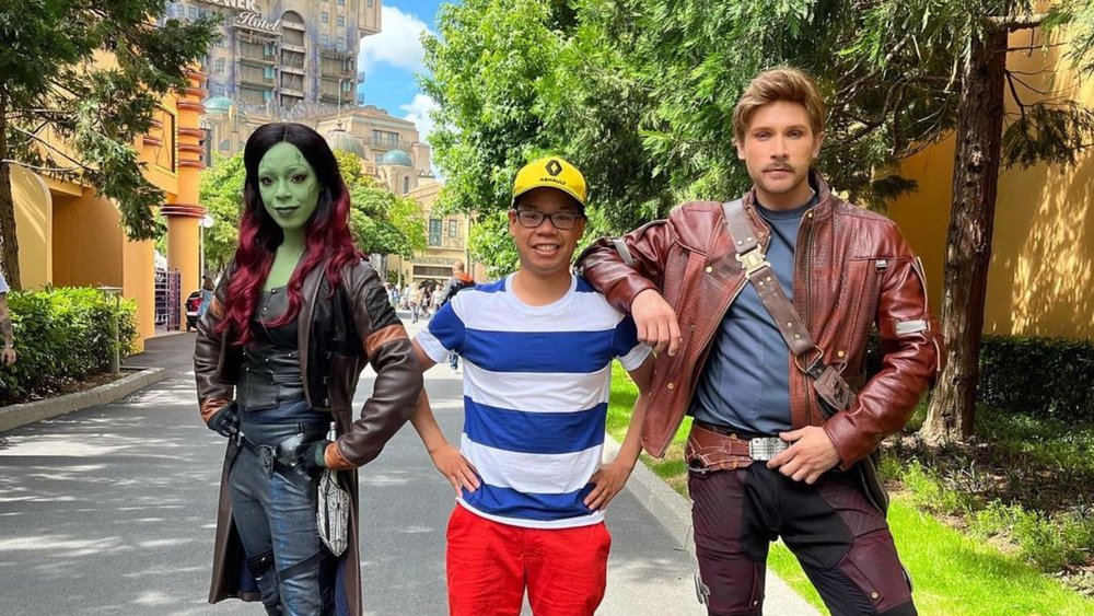 If you’re lucky, you might even bump into some of the Guardians of the Galaxy! Credits to @josh.lantern on Instagram 