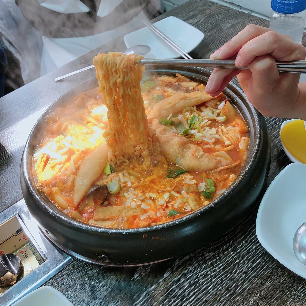 三清洞摩西年糕鍋