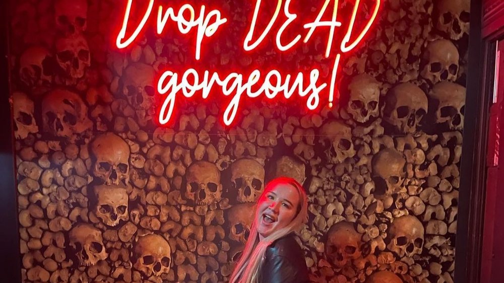 Give in to your fascination with the macabre and delve into the depths of the city’s darkest days at the chilling Amsterdam Dungeon.  Credits: @pippabell12 on Instagram
