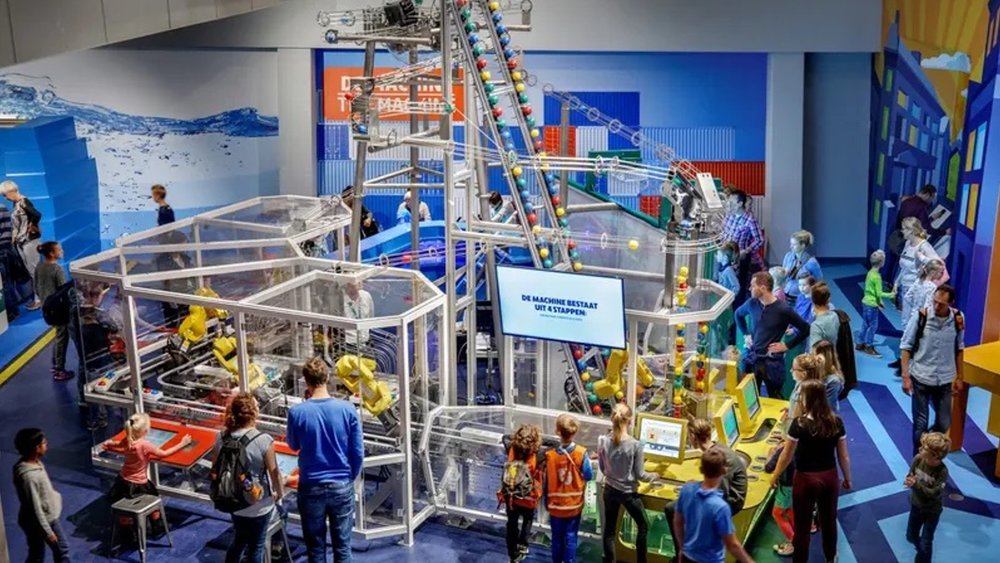 Knowledge knows no age limits at the NEMO Science Museum