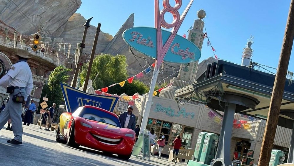 Cruise through Cars Land. Photo credits to @pistoncupproductions on Instagram.