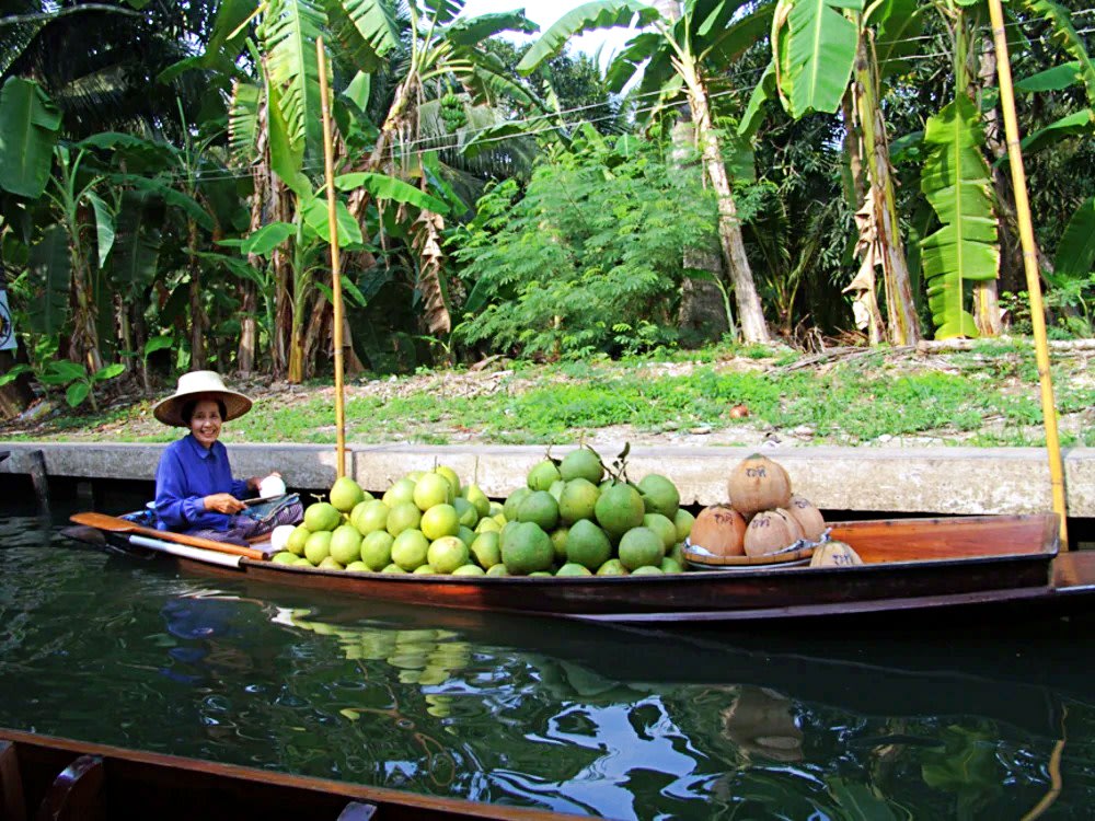 floating markets in bangkok