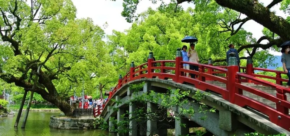 Bridge with red handle
