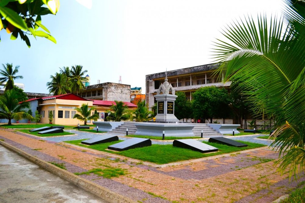  KH プノンペン トゥルースレン虐殺博物館