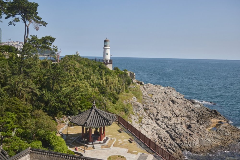 Taejongdae Park Cliff