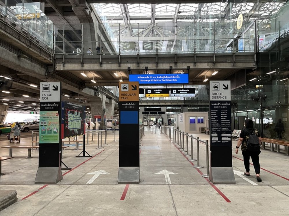 曼谷機場計程車叫車處